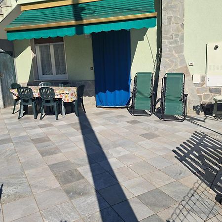 Il Sole Di Aurora Apartment Carasco Bagian luar foto